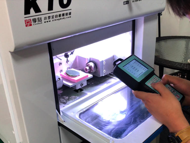 數(shù)控玉石雕刻機