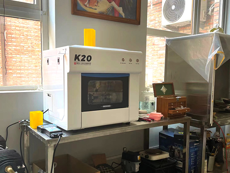 K20 小型全自動雕刻機