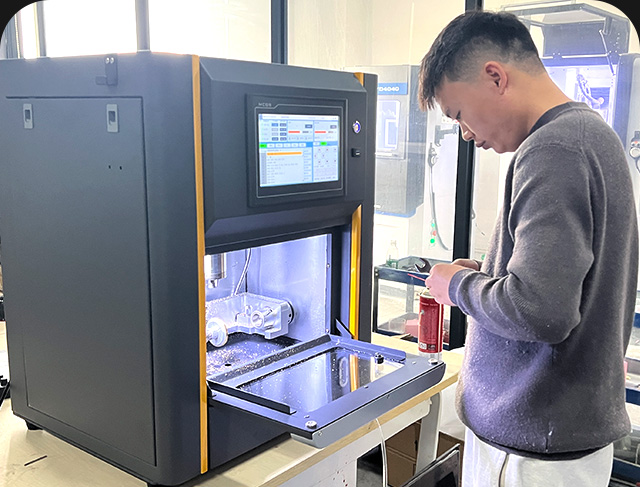 新手如何挑選適合自己的玉石雕刻機(jī)_享刻玉石數(shù)